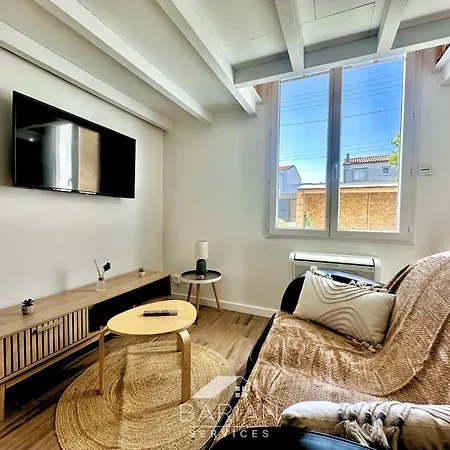Holiday home Duplex Confortable Avec Climatisation Et Cour - Menage Et Linge Inclus La Rochelle (Charente-Maritime)