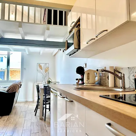 Duplex Confortable Avec Climatisation Et Cour - Menage Et Linge Inclus La Rochelle (Charente-Maritime)