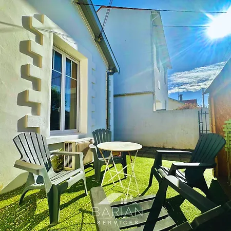 Semesterbostad Duplex Confortable Avec Climatisation Et Cour - Menage Et Linge Inclus *