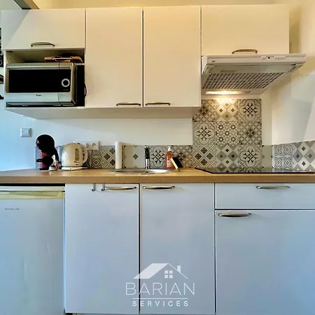 Duplex Confortable Avec Climatisation Et Cour - Menage Et Linge Inclus Dom wakacyjny *