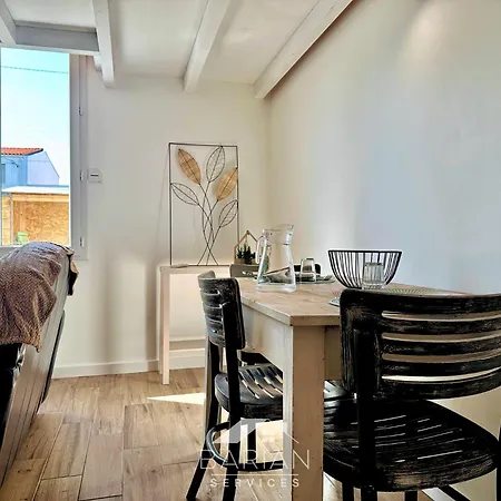 Duplex Confortable Avec Climatisation Et Cour - Menage Et Linge Inclus Dom wakacyjny