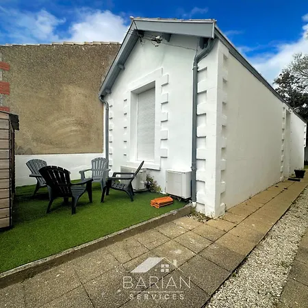 Dom wakacyjny Duplex Confortable Avec Climatisation Et Cour - Menage Et Linge Inclus